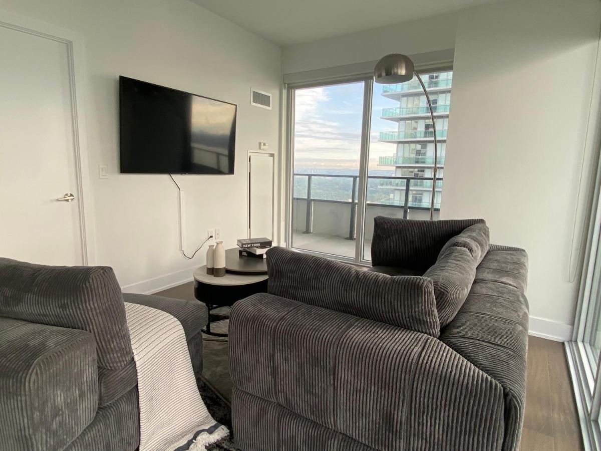 1 Bedroom Waterfront Condo Торонто Екстер'єр фото